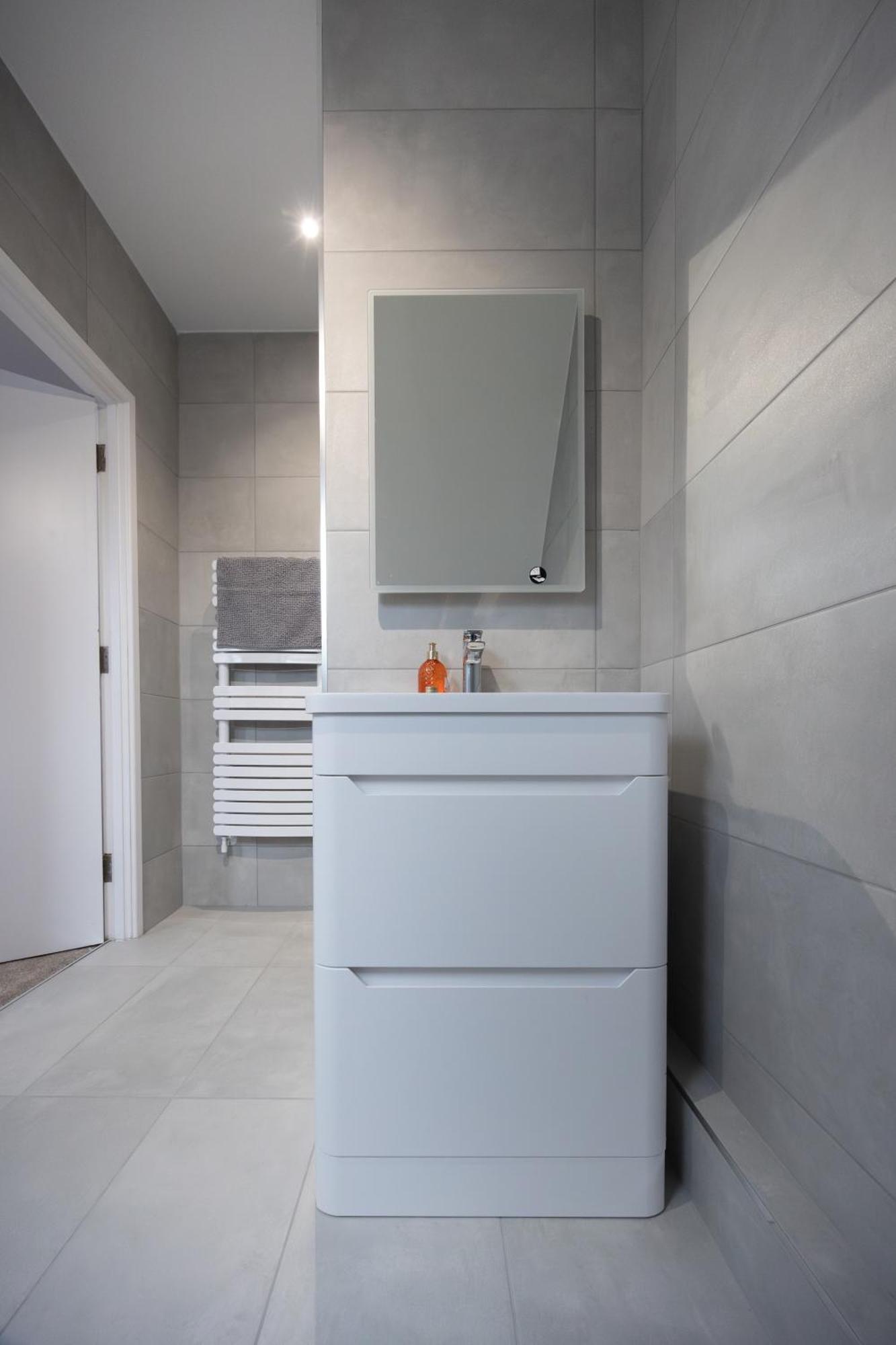 Stunning 3Br, Free Parking, Near Town Center, Long Term Discoun Lägenhet Reading Exteriör bild